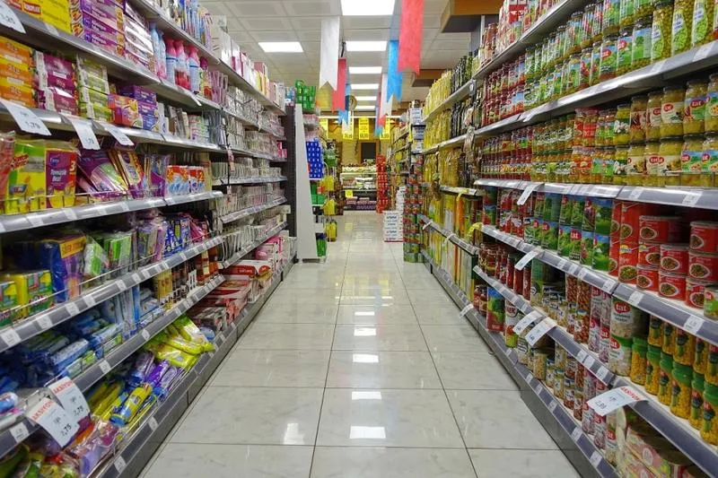 Podatek od sieci handlowych w innych krajach